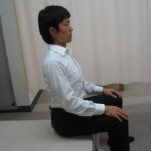 動画解説有り　「座りっ放し or 立ちっ放しで腰の真ん中が痛くなる」　名古屋の整体院　せぼね研究室　お悩み解決コーナー