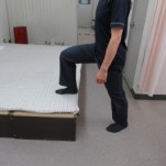 「動いた時に痛む膝はその動きを矯正すべき」　名古屋市　中区　整体　せぼね研究室